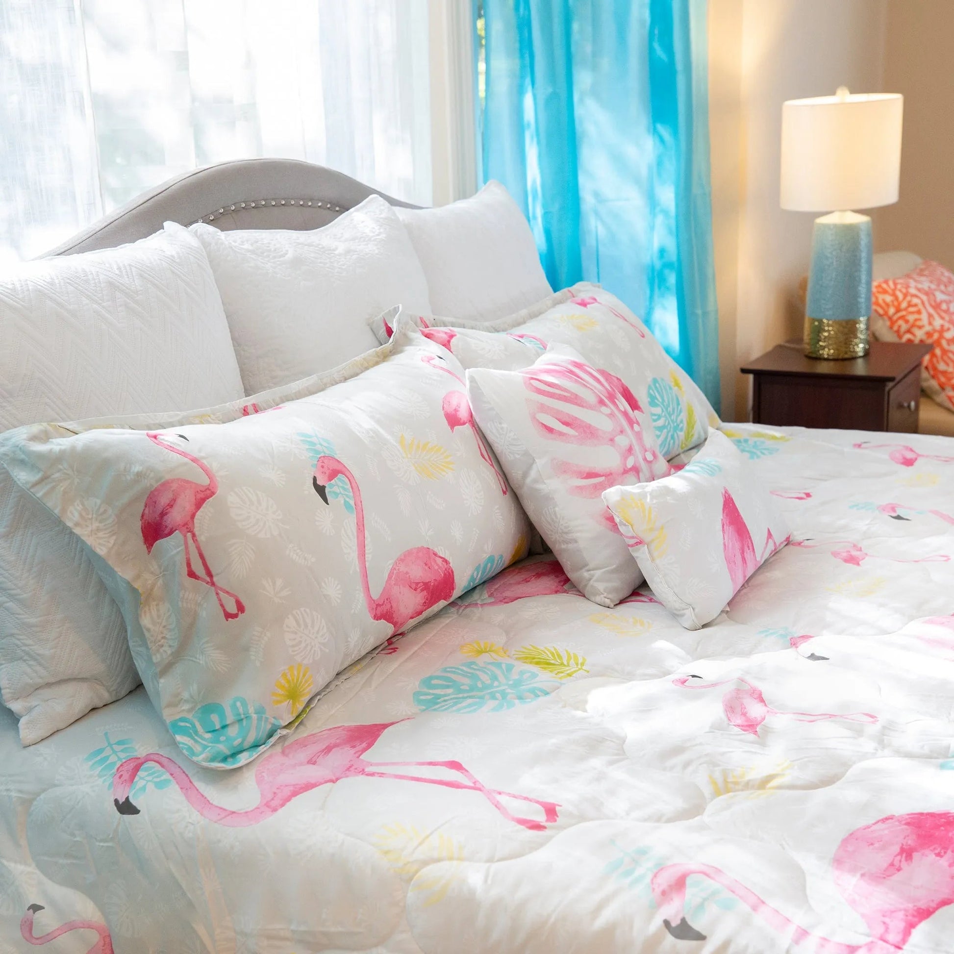 Flamingo Queen Comforter Set, 88" X 94" home decor - Mod Lifestyles